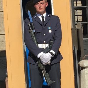 Meet your Posher, Ej